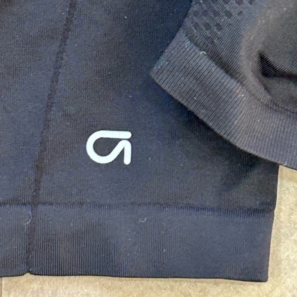 GAP Black Long-Sleeve Active Top Sz L - Picture 4 of 10